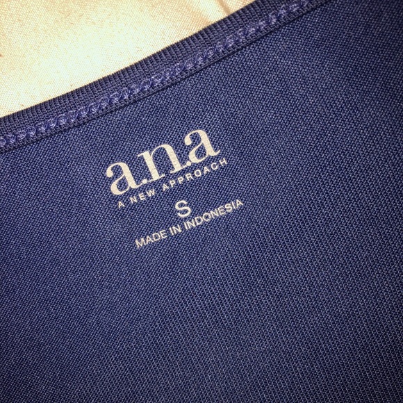 purple tee - Picture 3 of 3